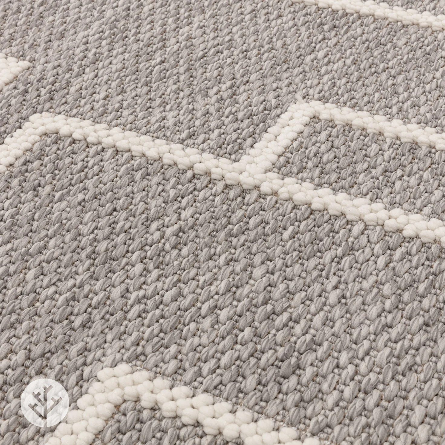 Matrix Grey Track Luxury Rug | WVH® - Image 3